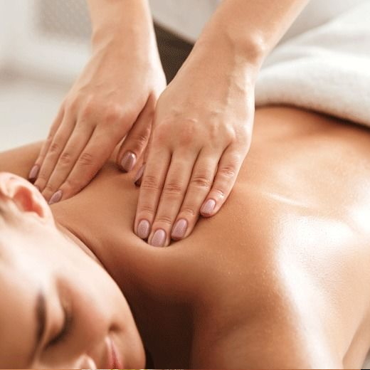 Rug-nek-schouder Massage